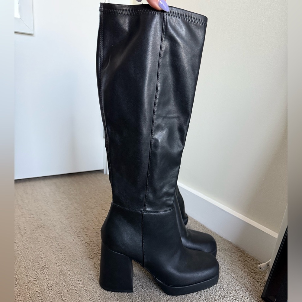 Steve Madden Black Heeled Boots with Chunky Block Heel